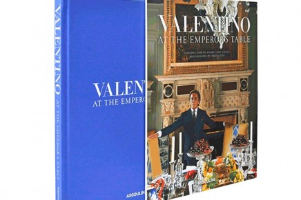 Valentino: At The Emperor’s Table. The emperor not only of fashion but also of l’art de vivre