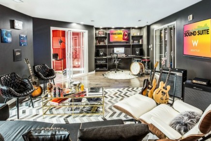 This Sound Suite offers a retreat for musicians and producers to write and record tracks while on the road