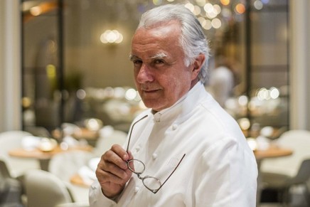 Alain Ducasse to operate upscale hotel and restaurant at the Château de Versailles