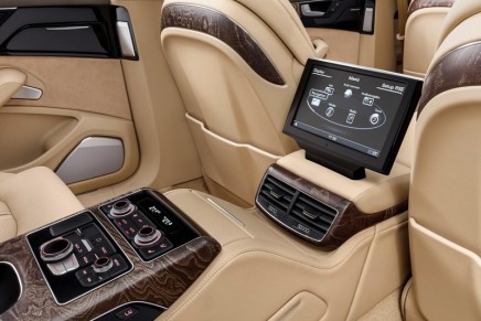 A luxury sedan in king-size format. New 6.36-metre saloon offers spacious seating for six