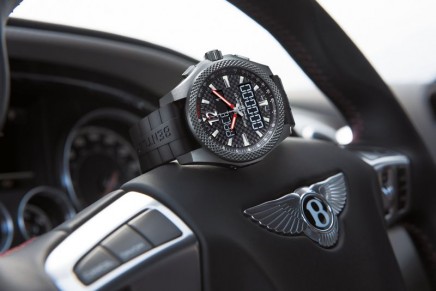 Bentley and Breitling introduce a connected chronograph