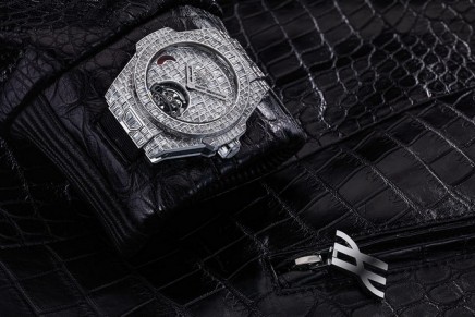 This Hublot bulletproof jacket + watch set is a demonstration of how far can you go in terms of exclusivity