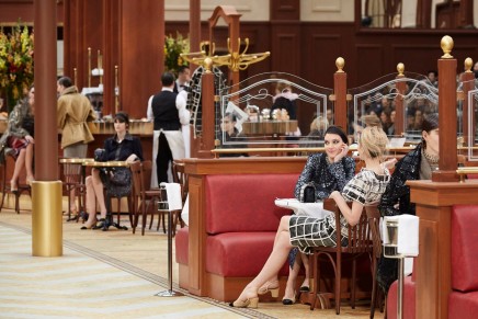 Chanel’s Lagerfeld in love letter to France, written in Parisian cafe