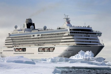 Large cruise ship voyage through Arctic ice rekindles rows