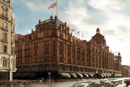 Harrods eyes massive online expansion via Farfetch global e-commerce platform