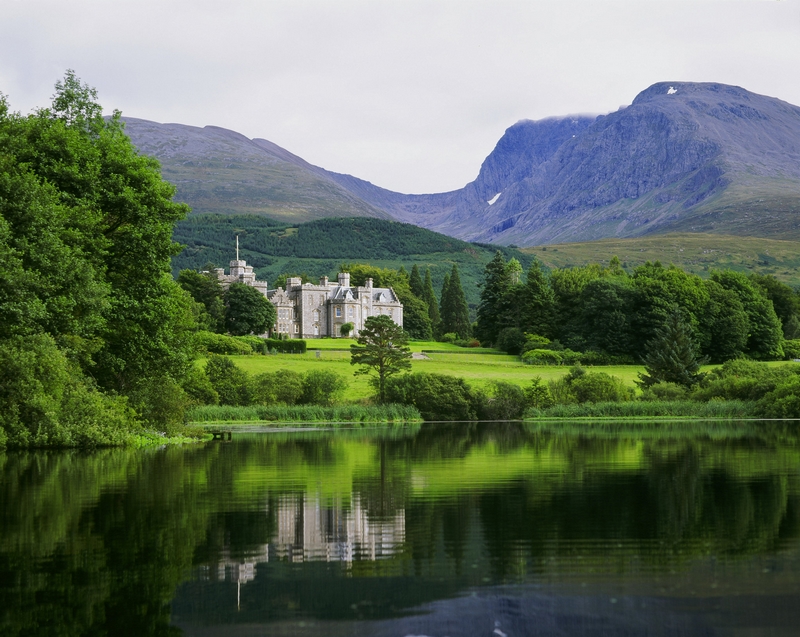 inverlochy-castle-scotland-