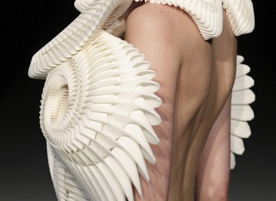 Iris van Herpen’s haute couture awarded with 24th ANDAM Fashion prize
