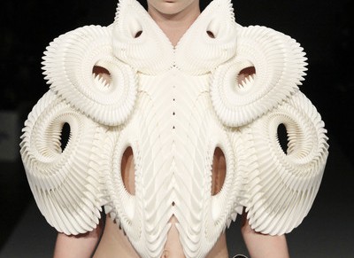 From Parisian catwalks to your home, 3D printing is democratising fashion