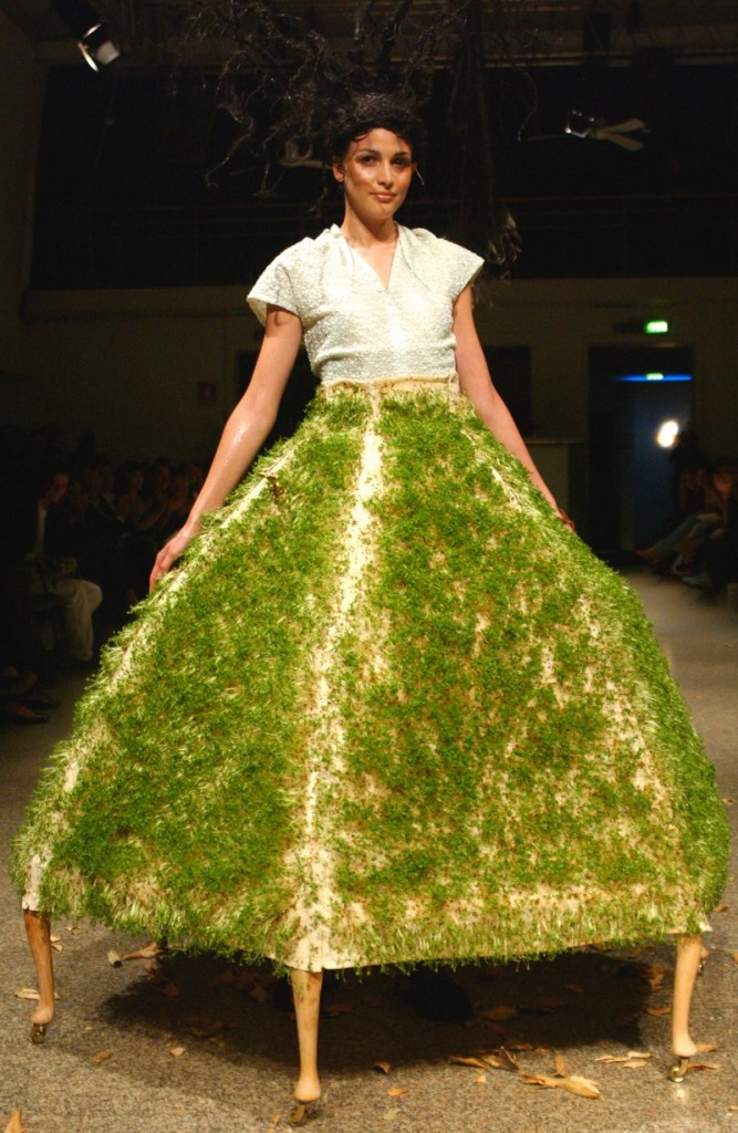 kei kagami conceptual pieces -water cress skirt 2007 Spring Summer