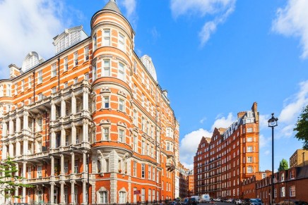 Asking prices for London homes record biggest falls this decade