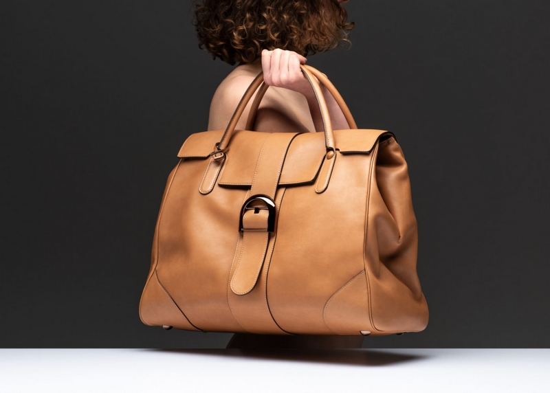 Super supple, oversized and gender-neutral: xxl - Delvaux x Jean Colonna  latest Brillant design 