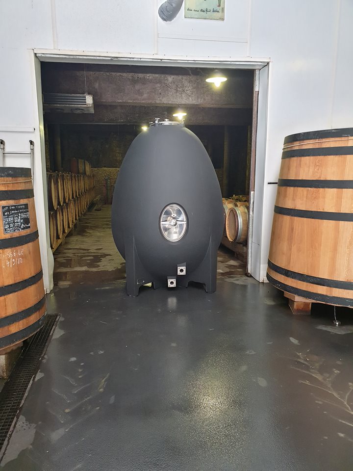 nomblot Concrete Wine Tank Model MC 17 joined the field domain in Saint-Romain, Burgundy-Franche-Comté