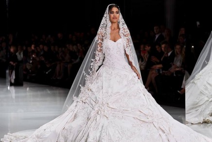 Ralph & Russo unveils a fairytale for Paris fashion week