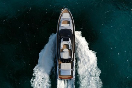 Riva 76 Coupé comes to life