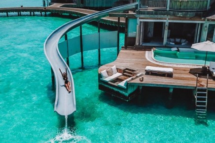 Best job in the world? Luxury resort in Maldives seeks bookseller