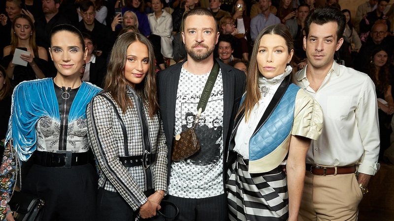 THESE CELEBRITIES ARE IN LOVE WITH LOUIS VUITTON'S MULTI POCHETTE